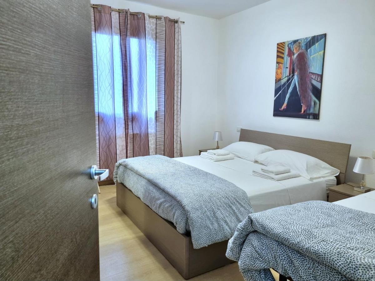 אולביה Valevalehome - Home Gallery With Fully Equipped Kitchen, Reserved Parking, Big Garden מראה חיצוני תמונה