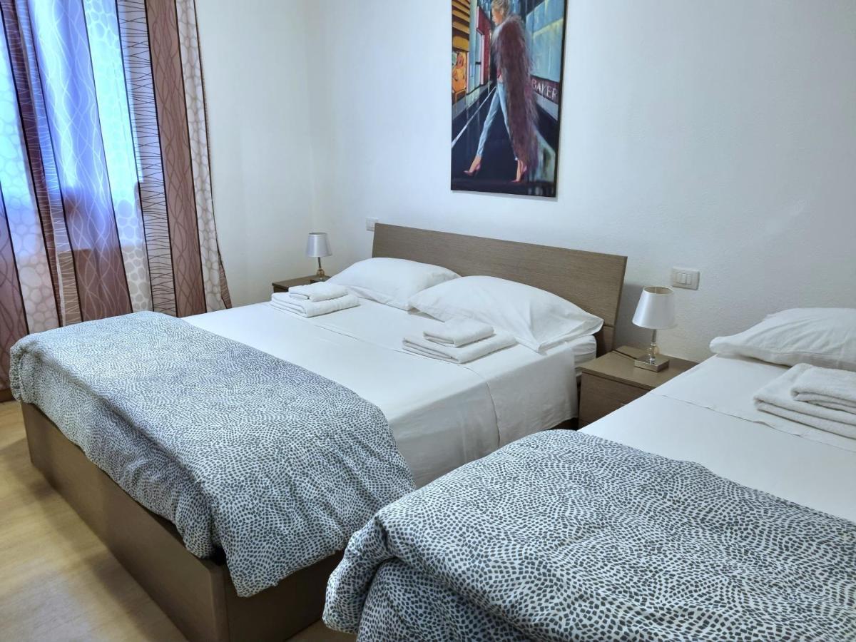 אולביה Valevalehome - Home Gallery With Fully Equipped Kitchen, Reserved Parking, Big Garden מראה חיצוני תמונה