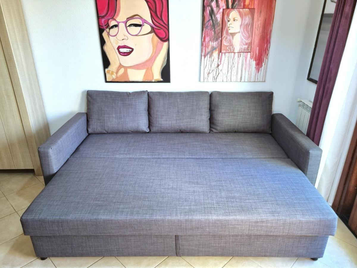 אולביה Valevalehome - Home Gallery With Fully Equipped Kitchen, Reserved Parking, Big Garden מראה חיצוני תמונה