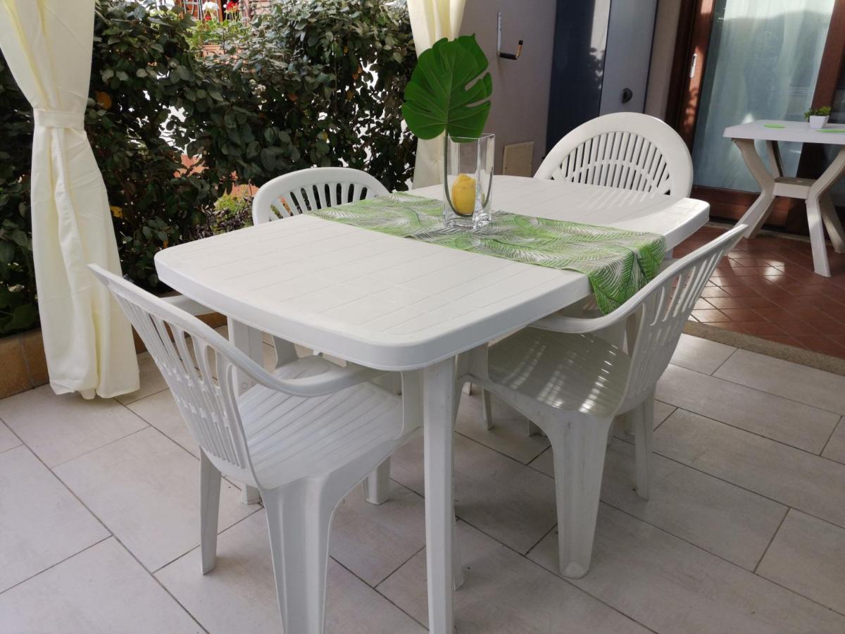 אולביה Valevalehome - Home Gallery With Fully Equipped Kitchen, Reserved Parking, Big Garden מראה חיצוני תמונה